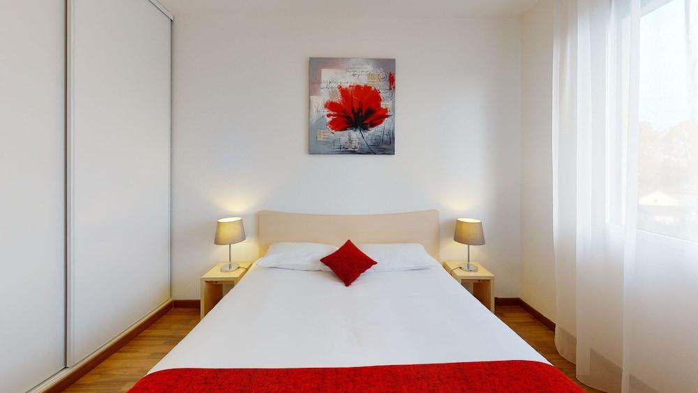 Alezan Hotel & Residence Тулуза Экстерьер фото