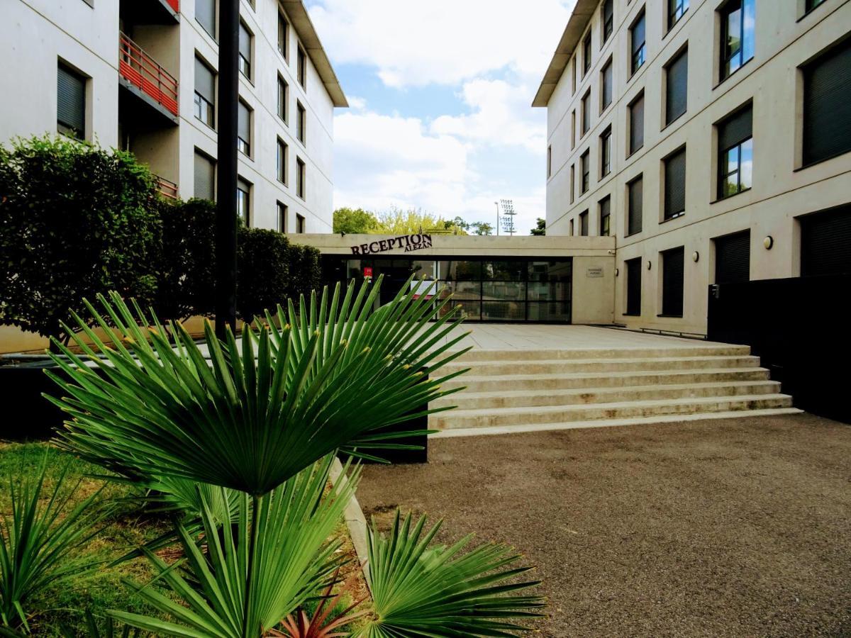Alezan Hotel & Residence Тулуза Экстерьер фото